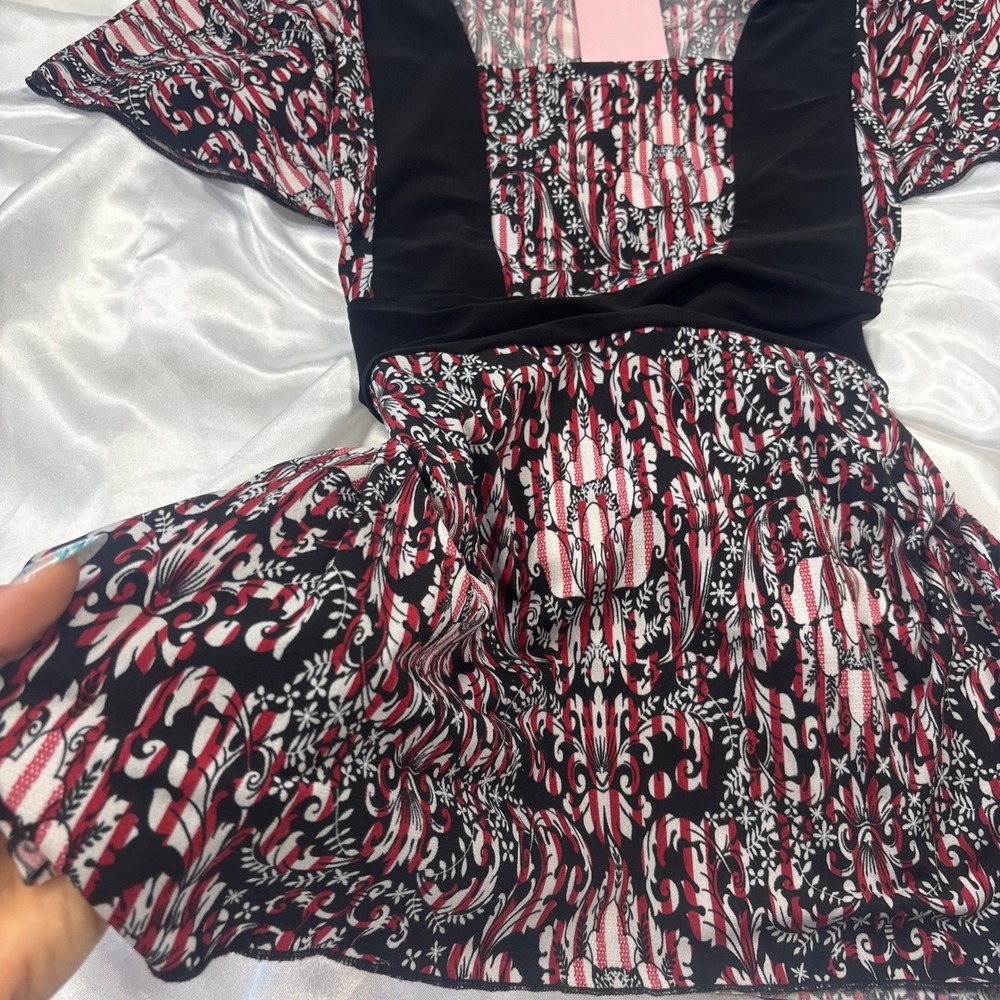 Suzie in the City Damask Empire Waist Tunic Top Red Black White Small 12149Z - Picture 5 of 6